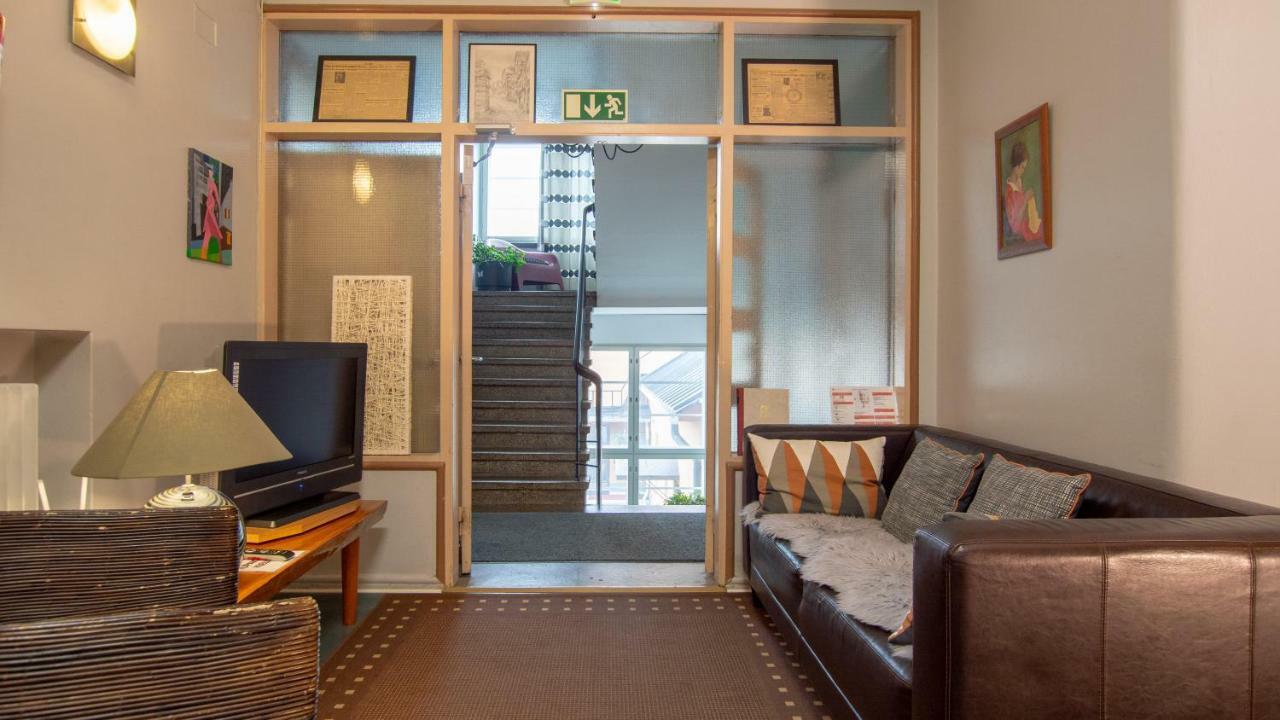 Hostel Buisto بوري المظهر الخارجي الصورة